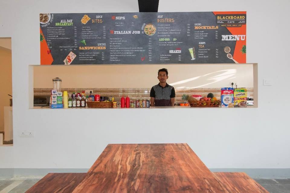 Buzz Quarter Ξενοδοχείο Χιντεραμπάντ Εξωτερικό φωτογραφία